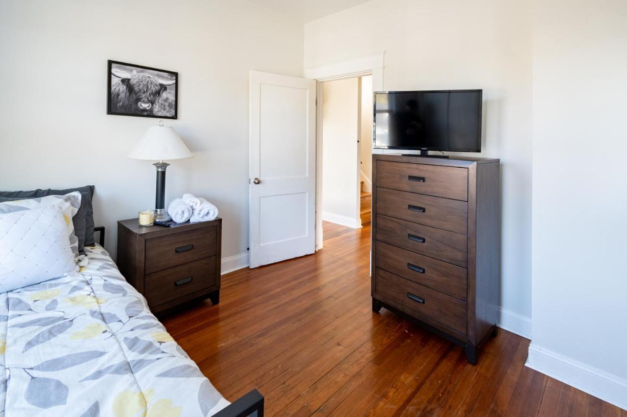 Contemporary 3-Bedroom Home With Balcony In Rva Richmond Esterno foto