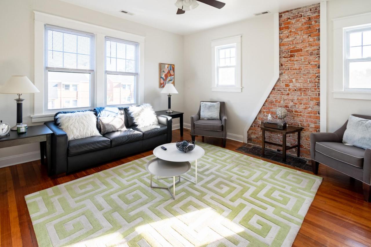 Contemporary 3-Bedroom Home With Balcony In Rva Richmond Esterno foto