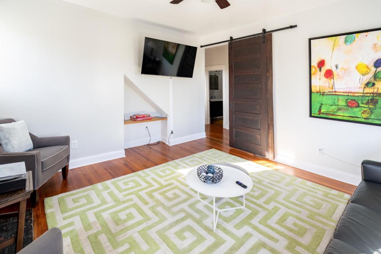 Contemporary 3-Bedroom Home With Balcony In Rva Richmond Esterno foto