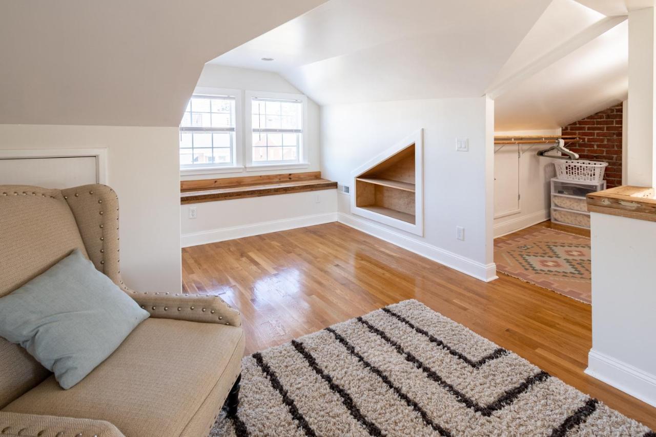 Contemporary 3-Bedroom Home With Balcony In Rva Richmond Esterno foto