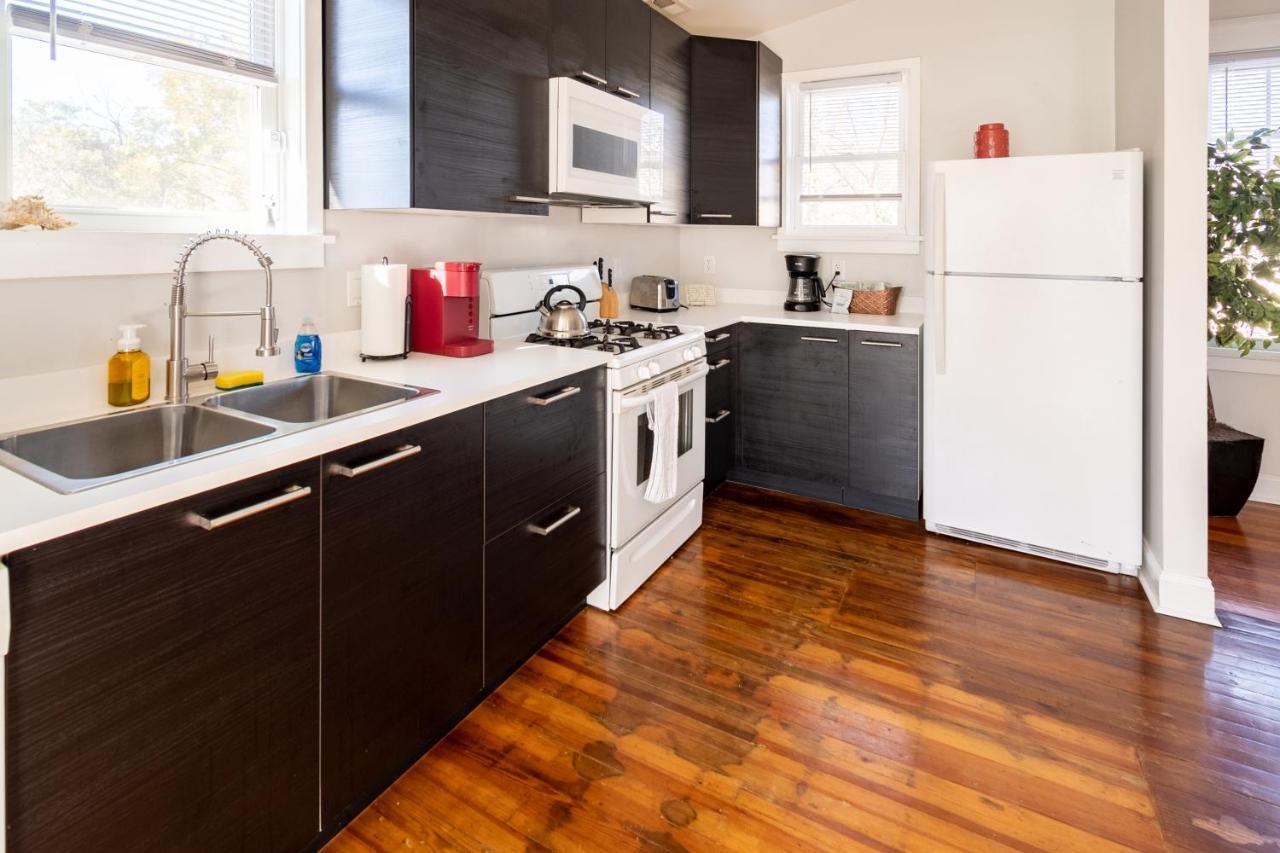 Contemporary 3-Bedroom Home With Balcony In Rva Richmond Esterno foto